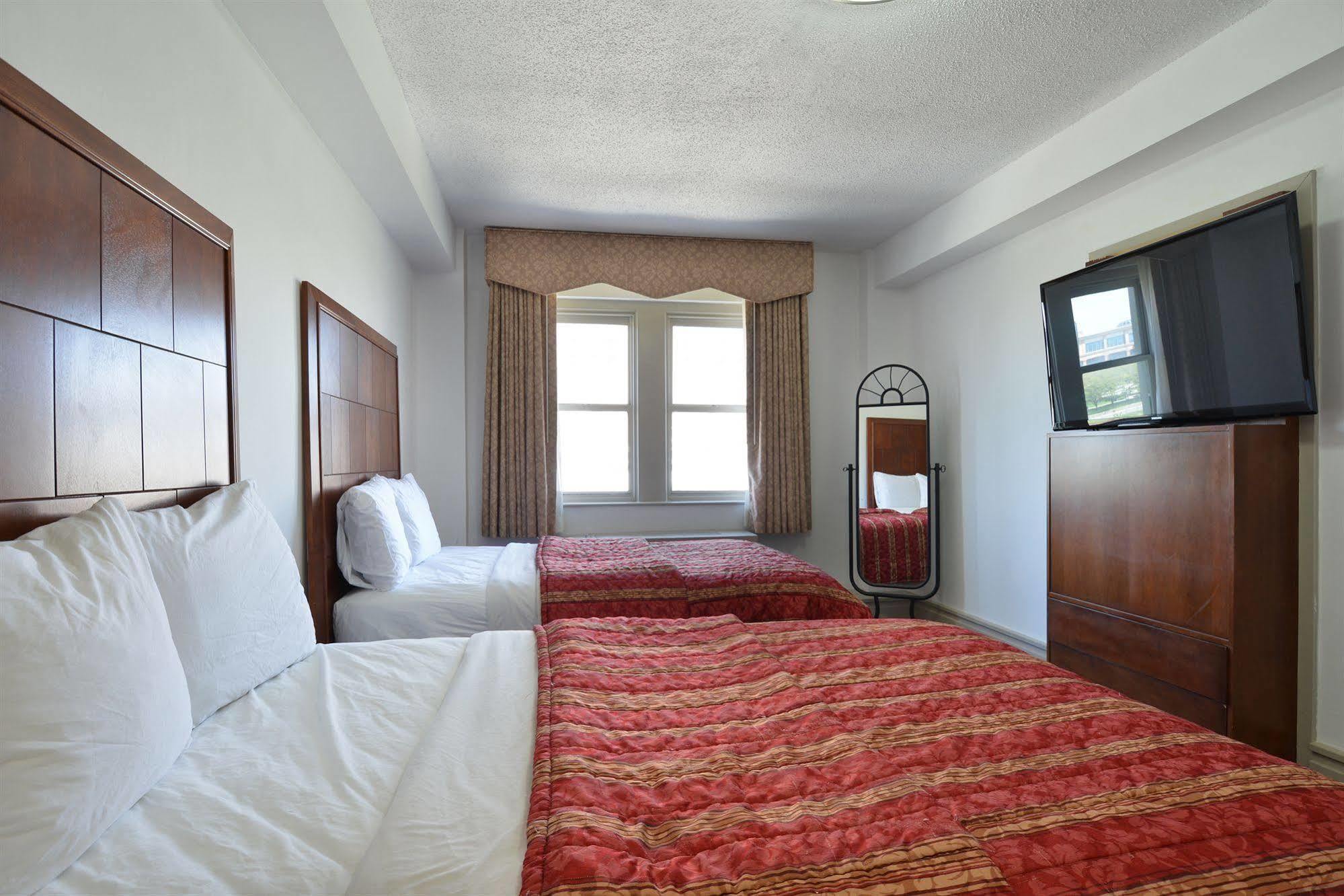 Madison Hotel Boardwalk Атлантик Сити Екстериор снимка